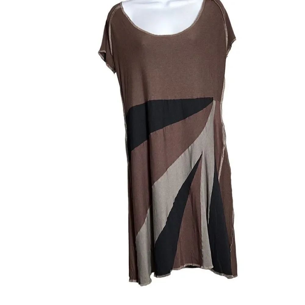 Brown Dress Asymmetrical pattern L/XL